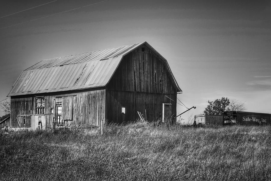 Black and white barn Photograph by Robert Knispel - Fine Art America