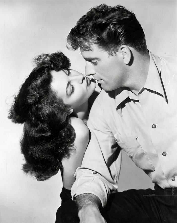 BURT LANCASTER and AVA GARDNER in THE KILLERS -1946-. #1 Photograph by Album