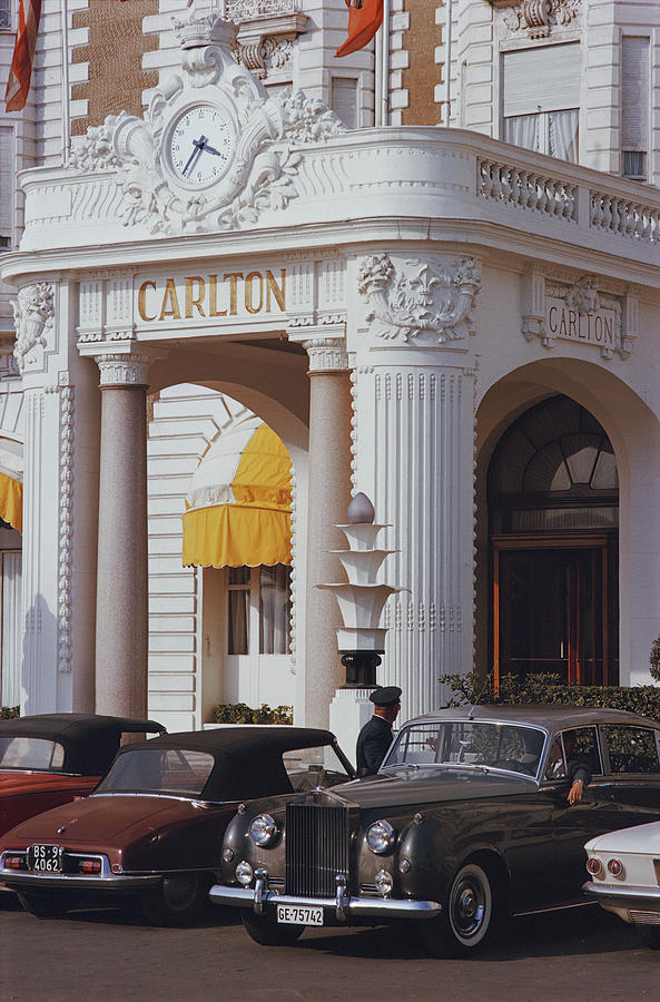 Carlton Hotel Photograph by Slim Aarons