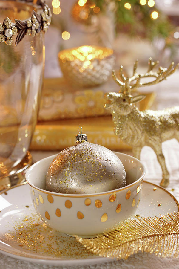 Christmas Arrangement With Gold, Glitter And Sparkling Lights #1 Photograph by Angelica Linnhoff