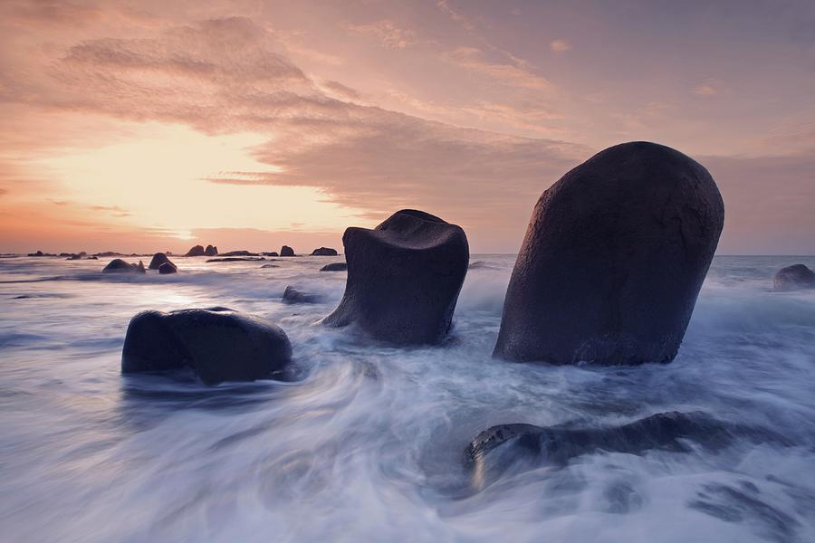 Co Thach Rocky Beach At Dawn #1 Photograph by Quan Tran Photography
