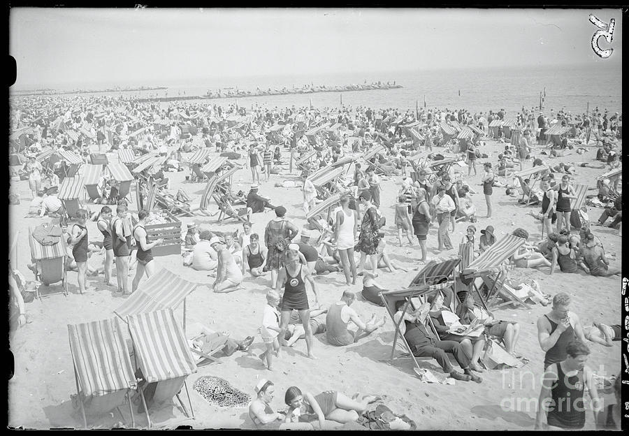 Coney Island Beach Crowd #1 Photograph by Bettmann