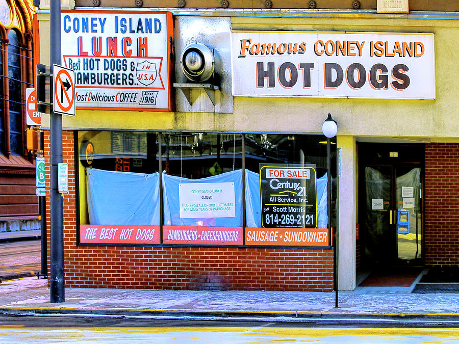 Coney Island Lunch #1 Photograph by Dominic Piperata