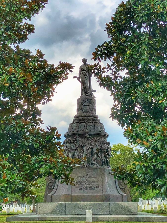 What to do with Arlington Cemetery's Confederate memorial - The