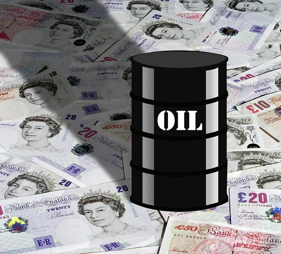 Bank Notes Photograph - Cost Of Oil #1 by Victor De Schwanberg/science Photo Library