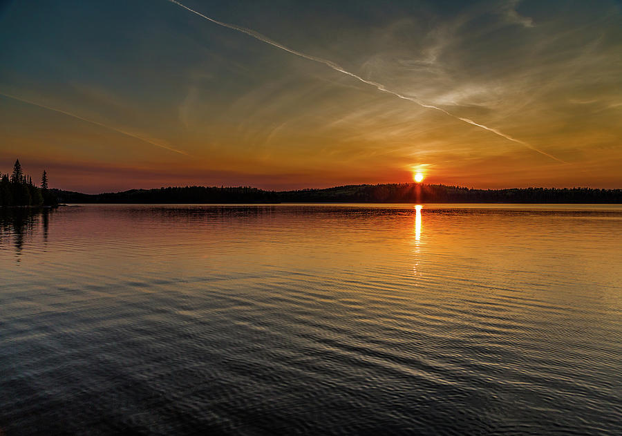 Dog Lake sunset Photograph by Joe Holley