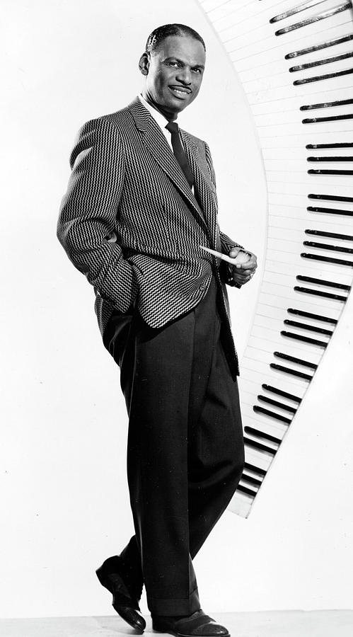 Earl Hines Portrait #1 Photograph by Afro Newspaper/gado