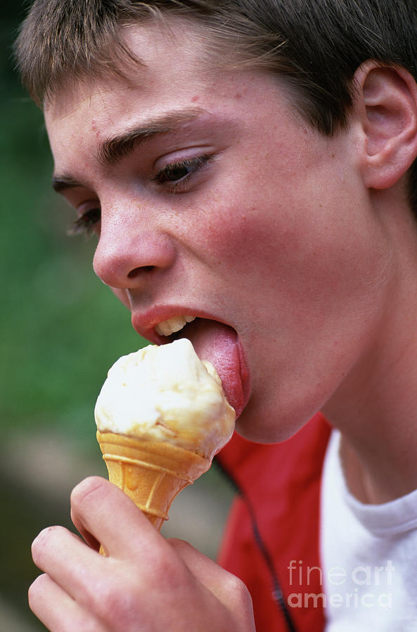 Eating Ice Cream #1 Photograph by Mark Clarke/science Photo Library