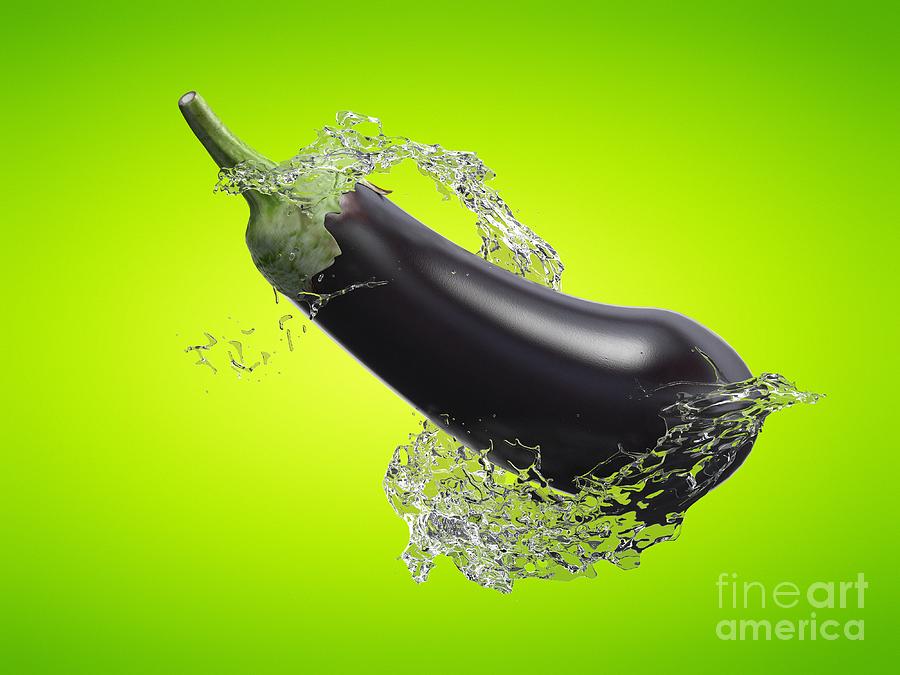 Eggplant And Water Splash Photograph by Sebastian Kaulitzki/science