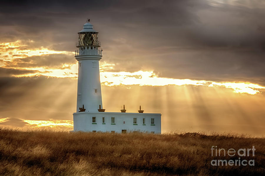 Flamborough Lighthouse #1 Photograph by Mariusz Talarek