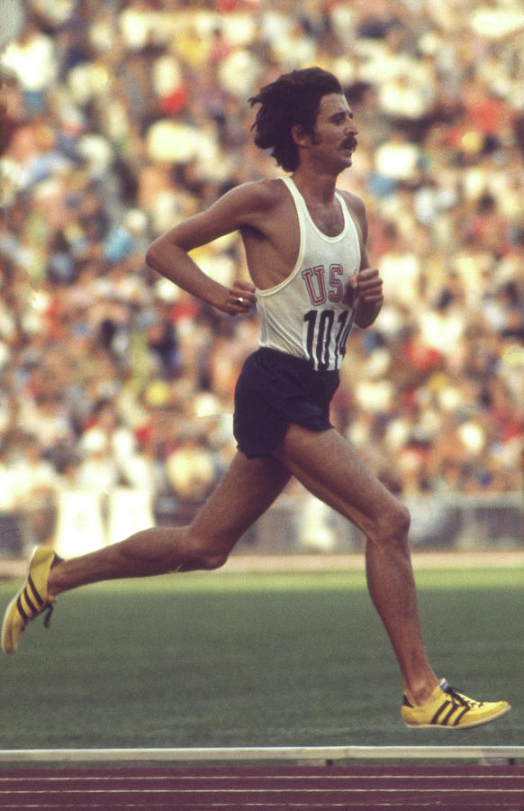 Munich Movie Photograph - Frank Shorter At The 1972 Summer Olympics #1 by John Dominis