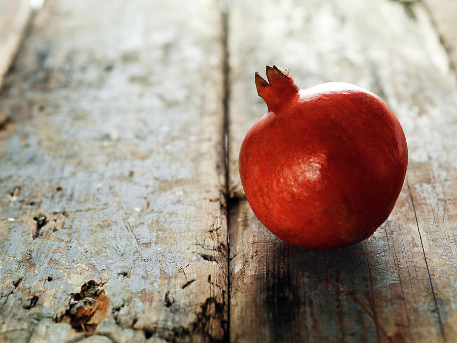 Fruit #1 Photograph by Henrik Sorensen