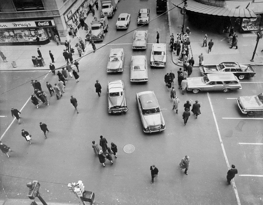 General View Of Pedestrians Crossing #1 Photograph by New York Daily News Archive