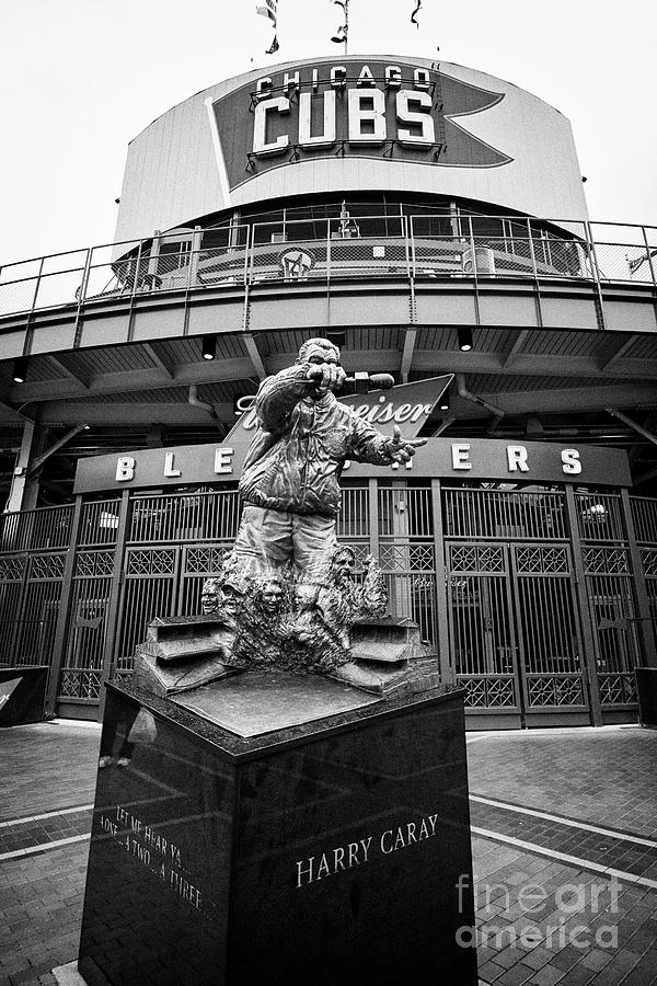 Cubs statues at Wrigley Field