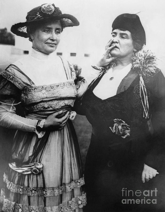 Helen Keller And Anne Sullivan #1 Photograph by Bettmann