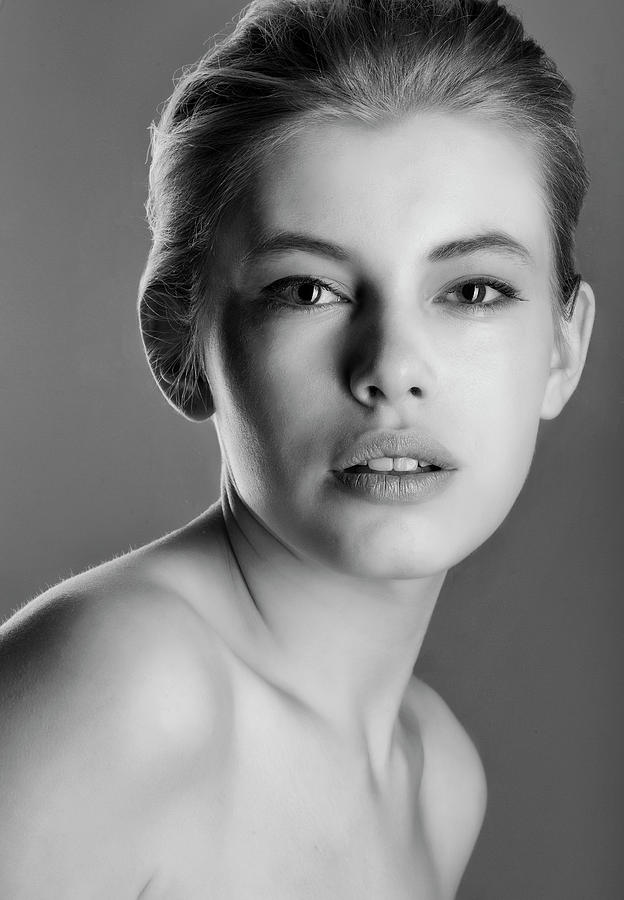 High Contrast Black And White Portrait Of A Beautiful Girl 1 Photograph By Vladimir Larionov 