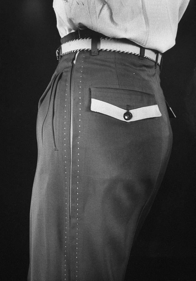 High Style In Mens Fashions, Extreme St 1 Photograph by Nina Leen High Style In Mens Fashions, Extreme St 1 Photograph by Nina Leen