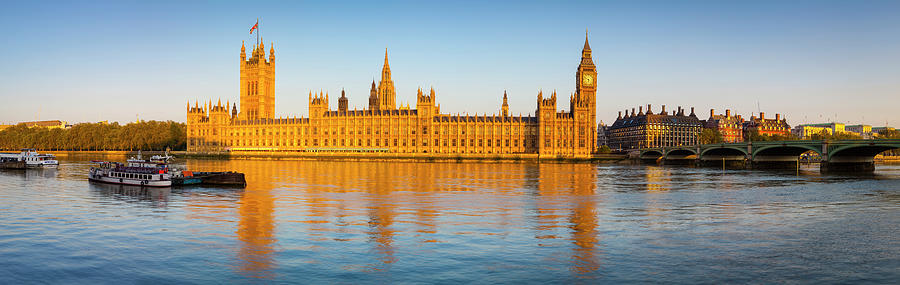 Houses Of Parliament & River Thames At #1 Photograph by Douglas Pearson