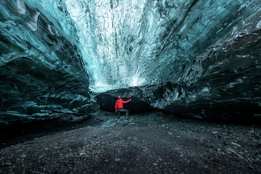 Inside an ice caves in Iceland by Suranga Weeratunga Inside an ice caves in Iceland by Suranga Weeratunga