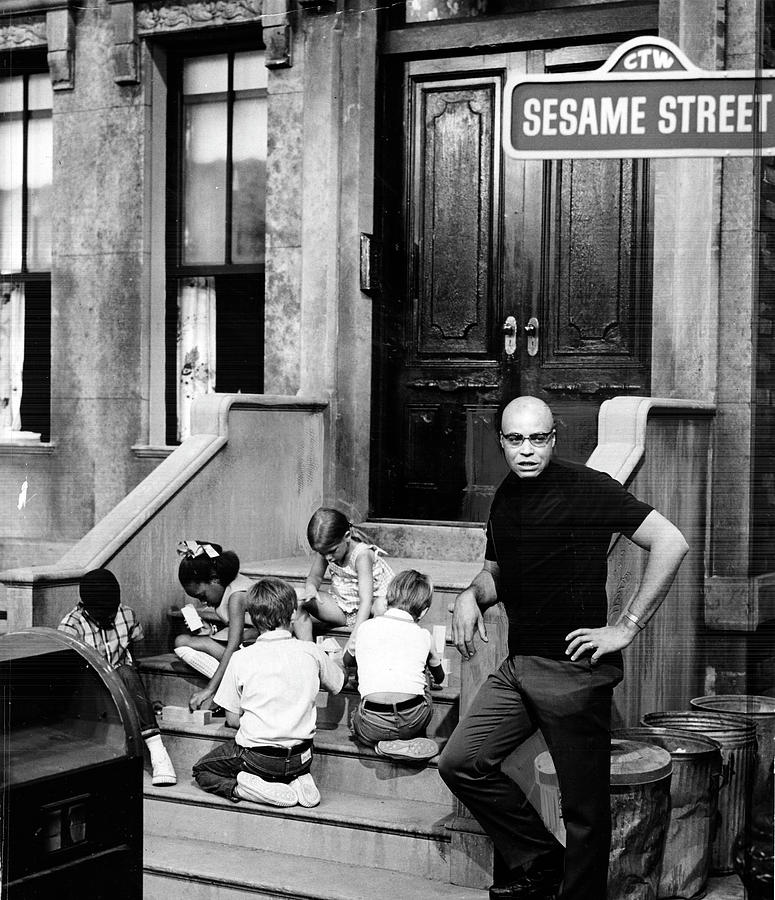 James Earl Jones Sesame Street #1 Photograph by Afro Newspaper/gado