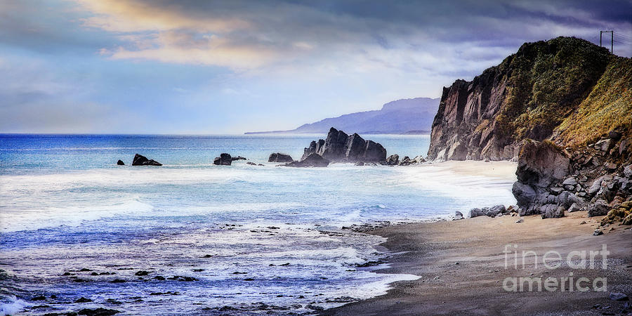 Land Meets Sea by Scott Kemper Land Meets Sea by Scott Kemper