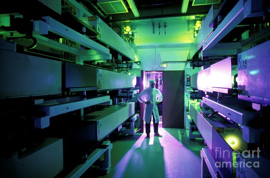 Laser Research #1 Photograph by Patrick Landmann/science Photo Library