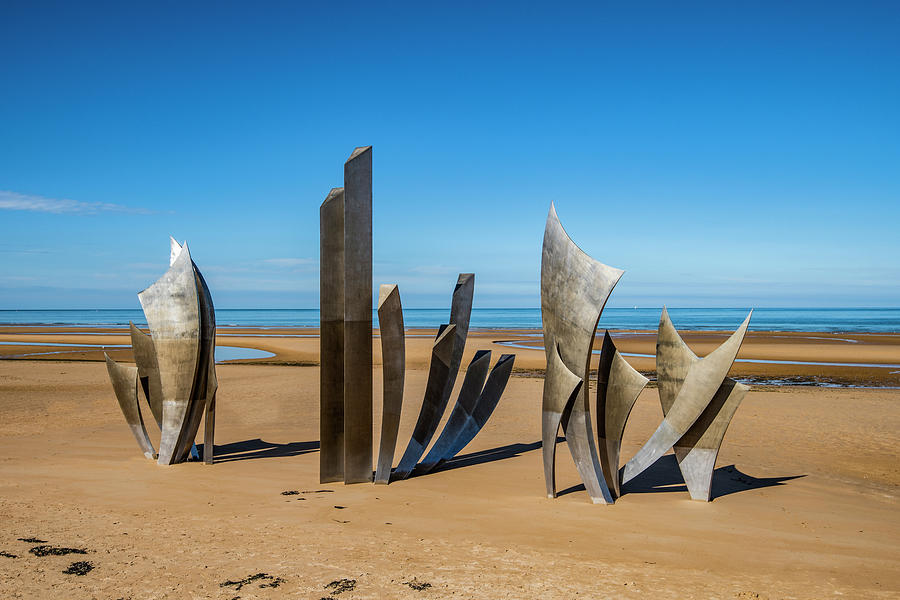 Les Braves On Omaha Beach