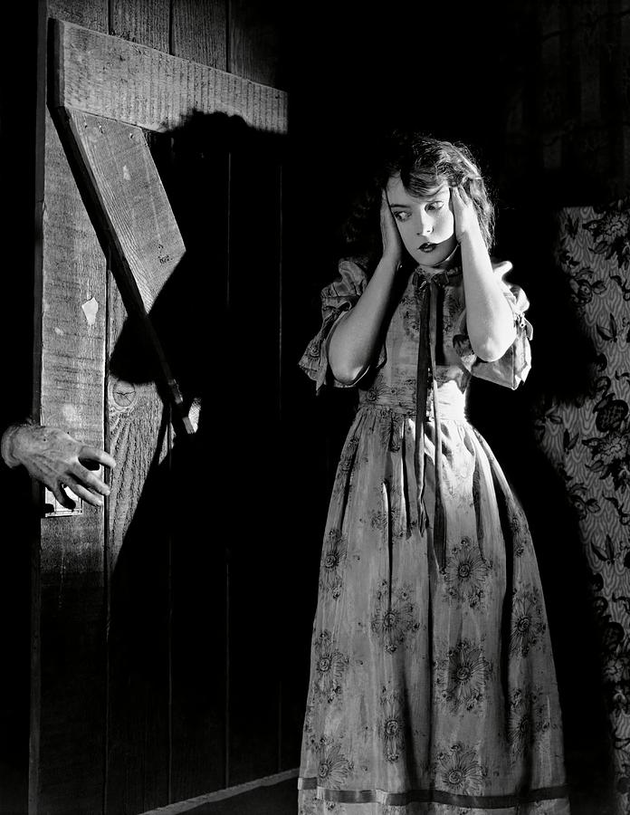 LILLIAN GISH in THE WIND -1928-. #1 Photograph by Album