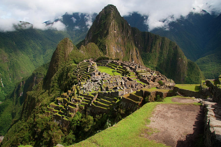 Macchu Picchu Photograph by Agnieszka Lawniczek