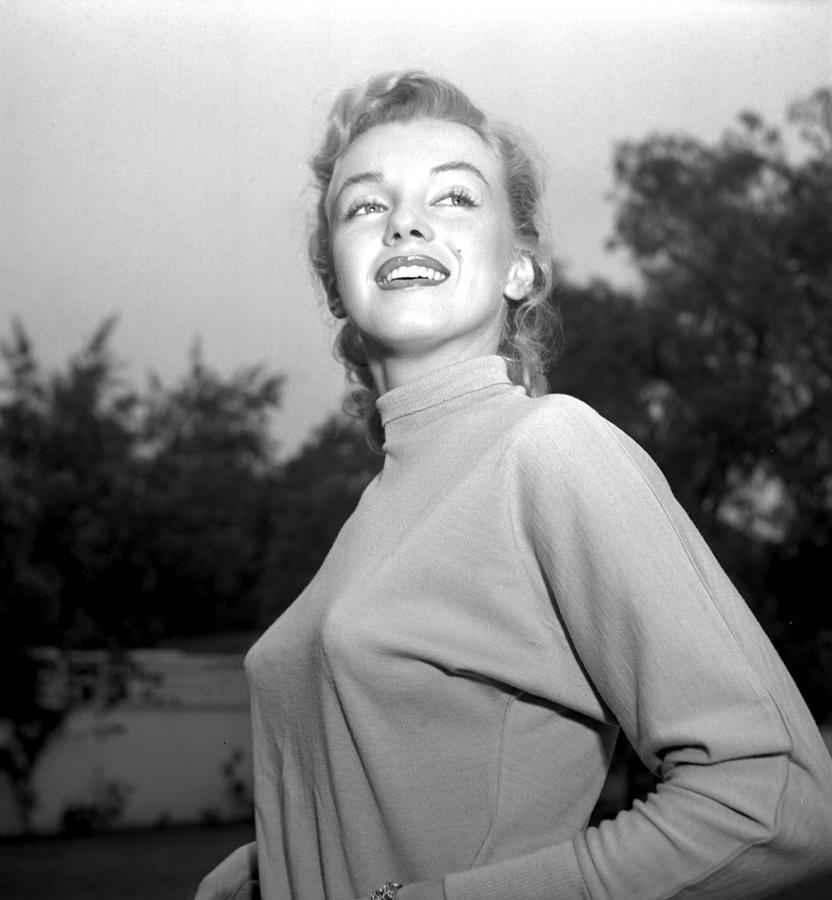 Marilyn Photo Session In Beverly Hills #1 Photograph by Michael Ochs Archives