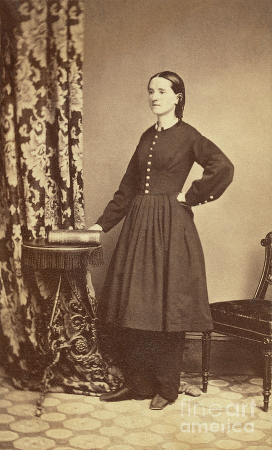 Book Photograph - Mary Walker #1 by Library Of Congress/science Photo Library