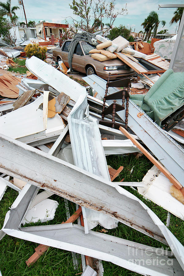 Mobile Home Damaged By Hurricane Charley #1 Photograph by Jeffrey Greenberg/uig/science Photo Library