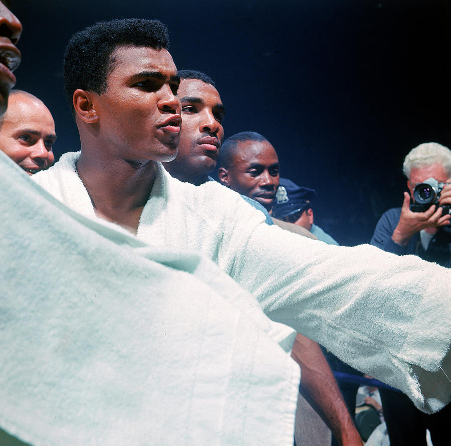 Sports Photograph - Muhammad Ali #1 by John Dominis