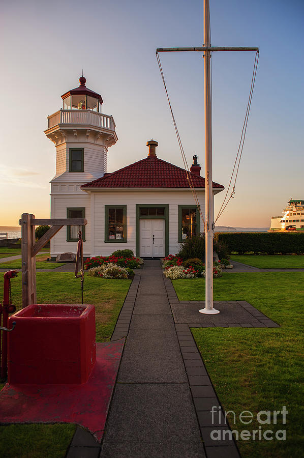 Mukilteo Lightouse With Ferry Boat On Puget Sound #1 Photograph by Jim Corwin