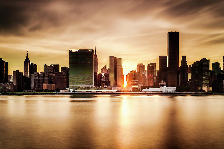 New York City, Queens, City Skyline #1 Digital Art by Antonino Bartuccio