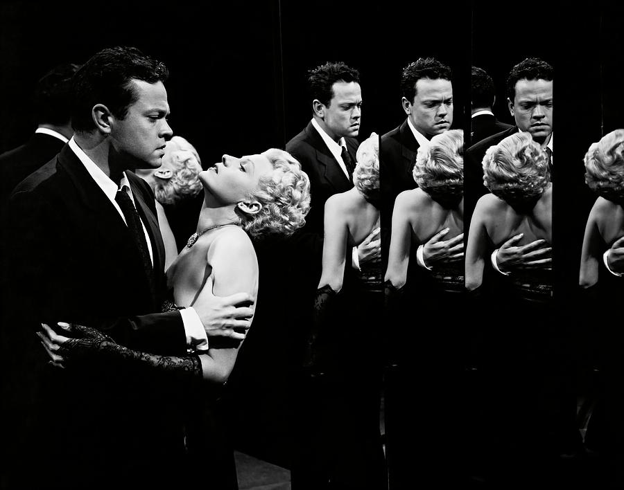 ORSON WELLES and RITA HAYWORTH in THE LADY FROM SHANGHAI -1947-. #1 Photograph by Album