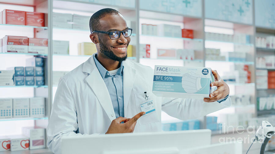 Pharmacist Presenting Box Of Medication #1 Photograph by Gorodenkoff Productions/science Photo Library Pharmacist Presenting Box Of Medication #1 Photograph by Gorodenkoff Productions/science Photo Library