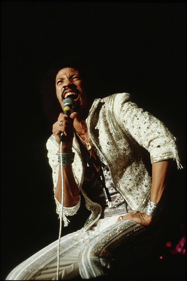 Photo Of Lionel Richie And Commodores #1 Photograph by Mike Prior