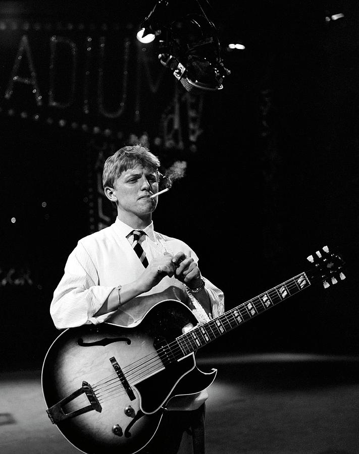 Music Photograph - Photo Of Tommy Steele #1 by Richi Howell