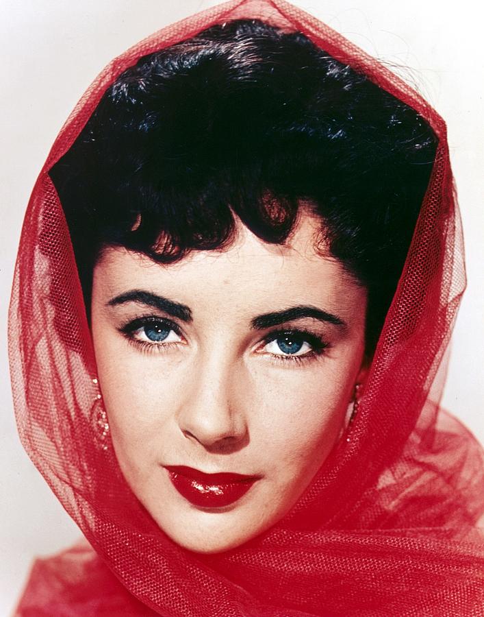Portrait Of Elizabeth Taylor In The #1 Photograph by Api