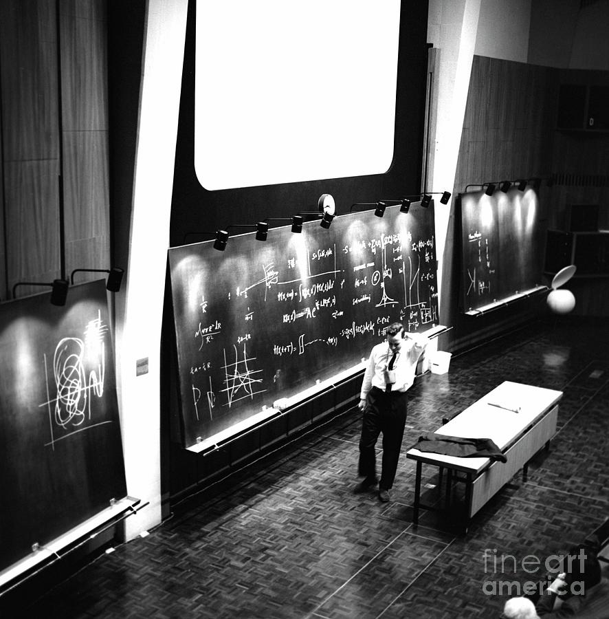 1900s Photograph - Richard Feynmans Post-nobel Lecture At Cern #1 by Cern/science Photo Library
