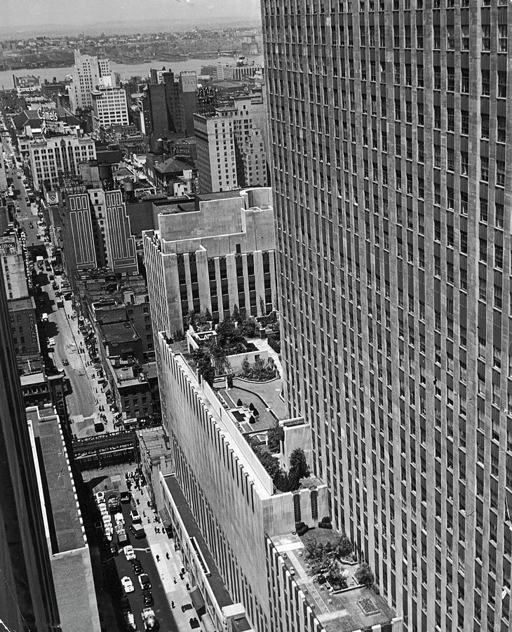 New York City Photograph - Rockefeller Center. #1 by Alfred Eisenstaedt