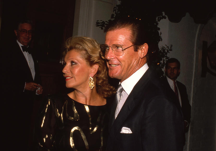 Roger Moore Photograph - Roger Moore #1 by Mediapunch Roger Moore Photograph - Roger Moore #1 by Mediapunch