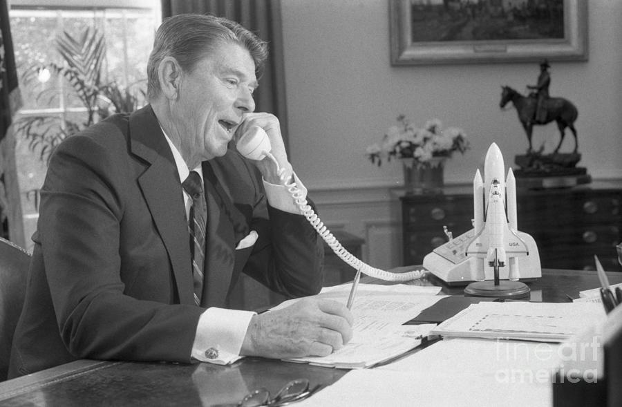 Ronald Reagan On The Telephone #1 Photograph by Bettmann