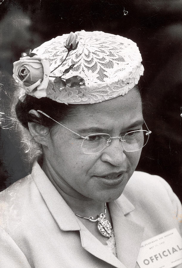 Rosa Parks #1 Photograph by Paul Schutzer