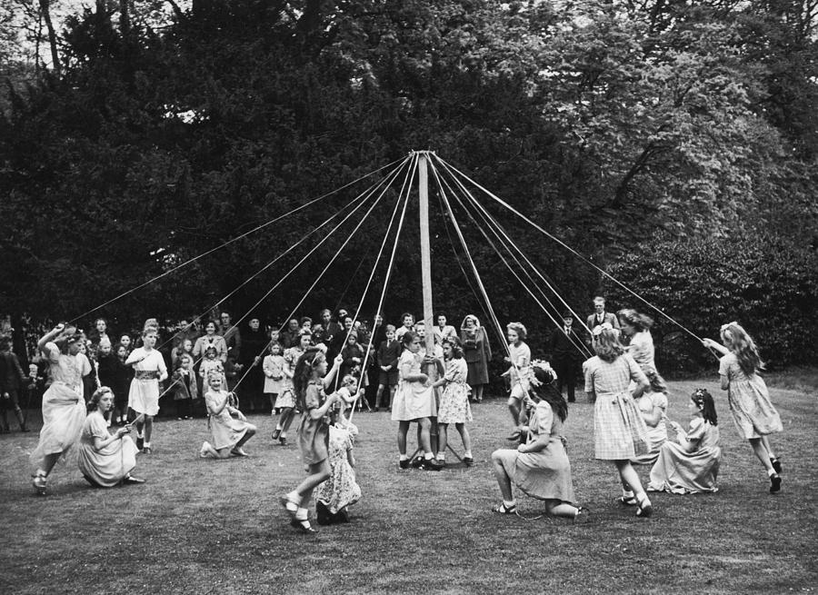 Round The Maypole #1 Photograph by Kurt Hutton