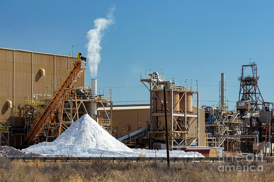 Salt Harvesting Plant Photograph by Jim West/science Photo Library ...