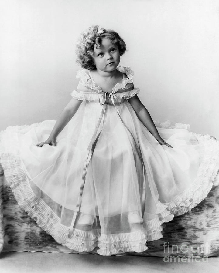 Shirley Temple #1 Photograph by Bettmann