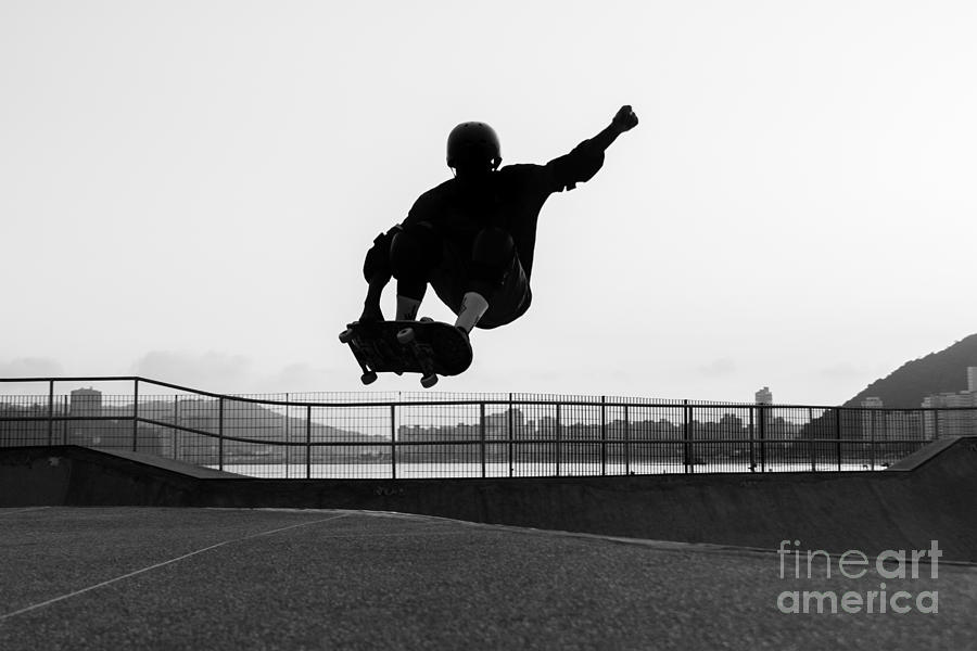 Skateboard Photograph - Skateboarder Jumping In A Bowl Of A by Will Rodrigues Skateboard Photograph - Skateboarder Jumping In A Bowl Of A by Will Rodrigues