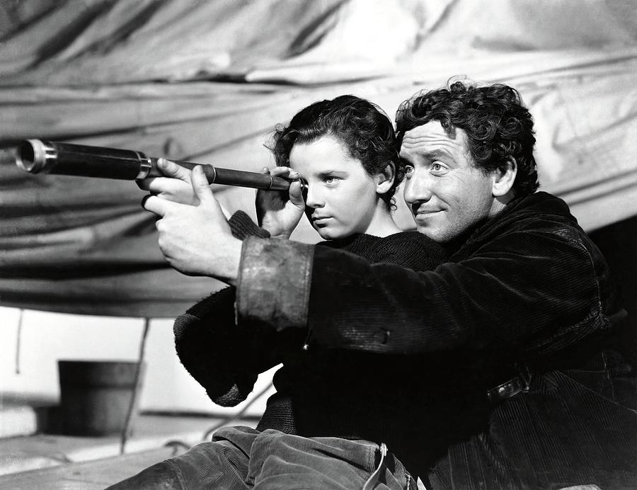 SPENCER TRACY and FREDDIE BARTHOLOMEW in CAPTAINS COURAGEOUS -1937-. #1 Photograph by Album